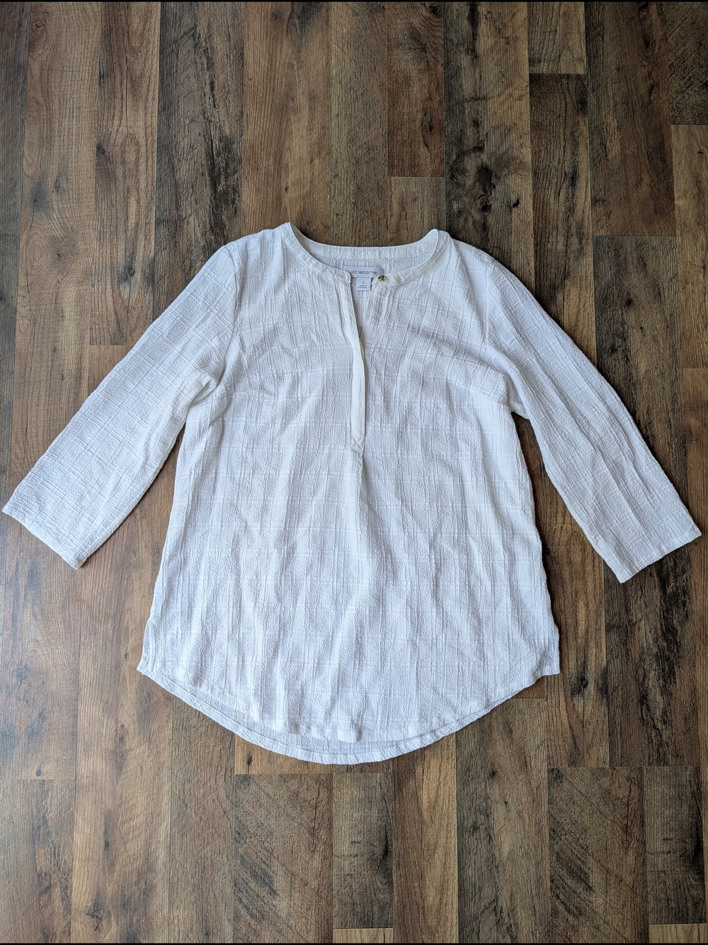 Liz Claiborne White Textured Henley Tunic